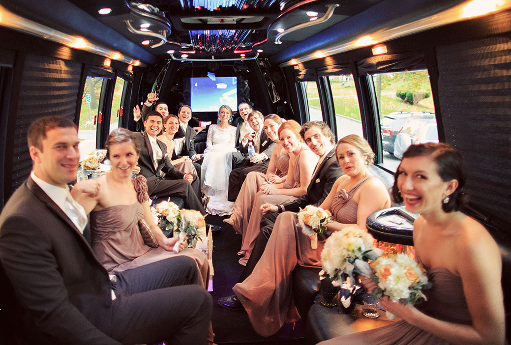 5 OUTSTANDING WEDDING TRANSPORT IDEAS FOR YOUR GUESTS